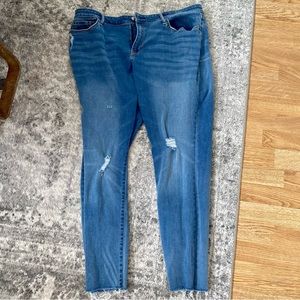 A.N.A Mid Rise Jegging